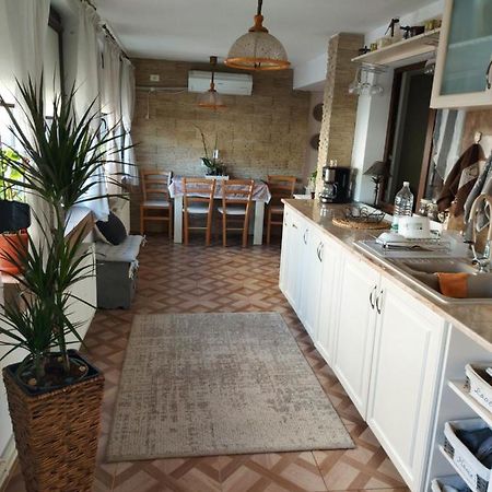 Flomar By The Sea Mangalia Exterior foto